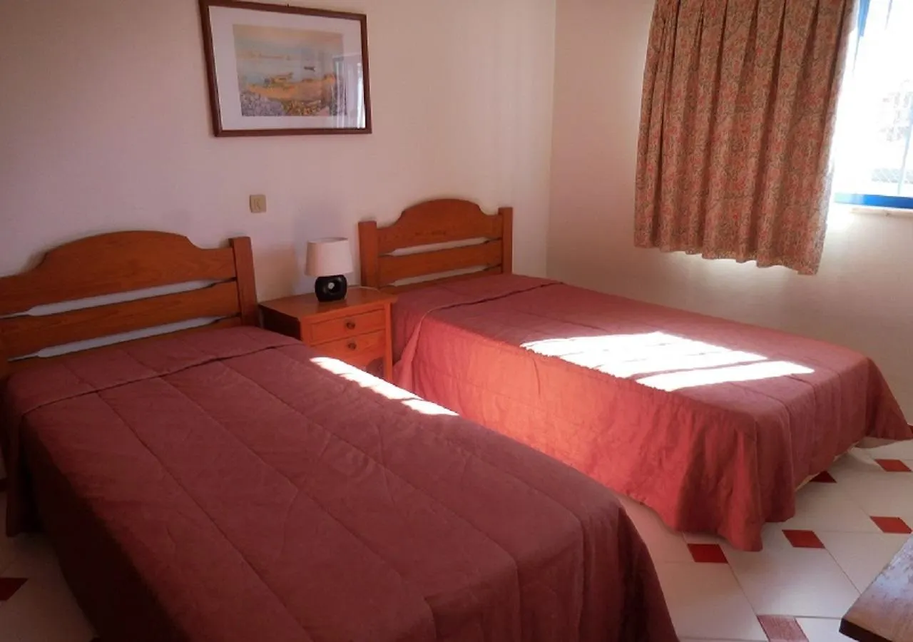 Apartamentos Vau Azul - By Portugalferias Portimao Portugal